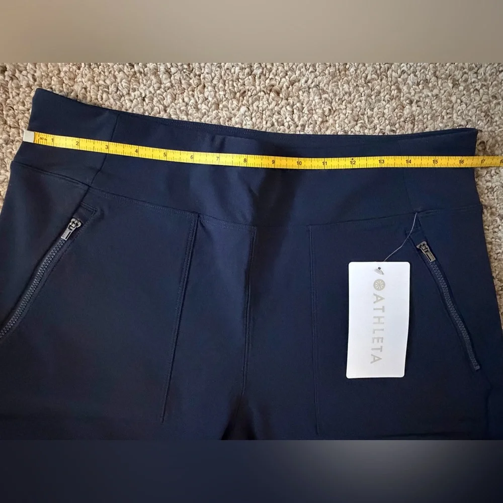 Athleta Headlands Hybrid Cargo Tight Navy - Picture 4 of 6